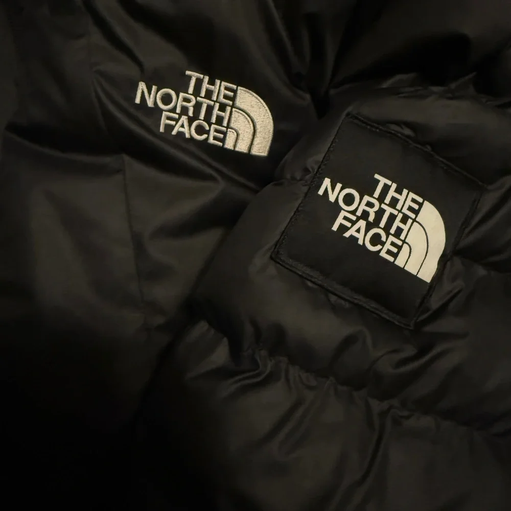 The north face Phlego synthetic insulated jacket in size medium